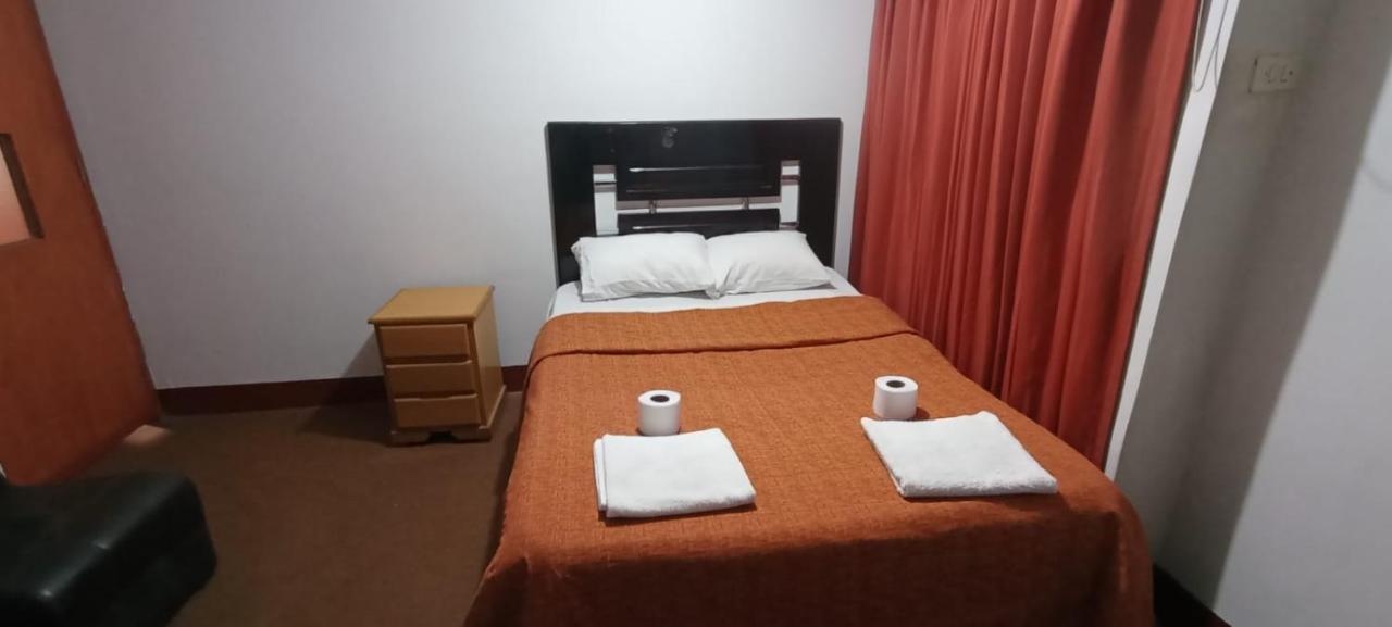 Andes Hostel Huaraz  Exterior photo